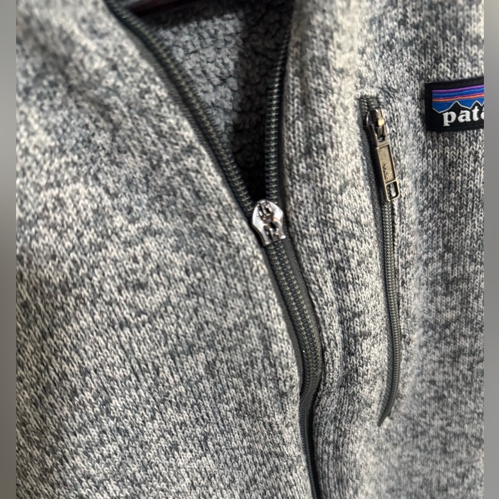 Patagonia Men's Heather Gray Better Sweater Vest - Picture 10 of 11